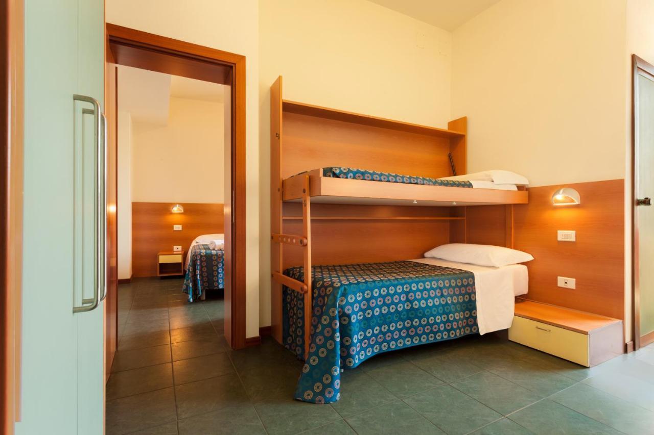 Hotel Atlantic Vista Mare Pesaro Zewnętrze zdjęcie
